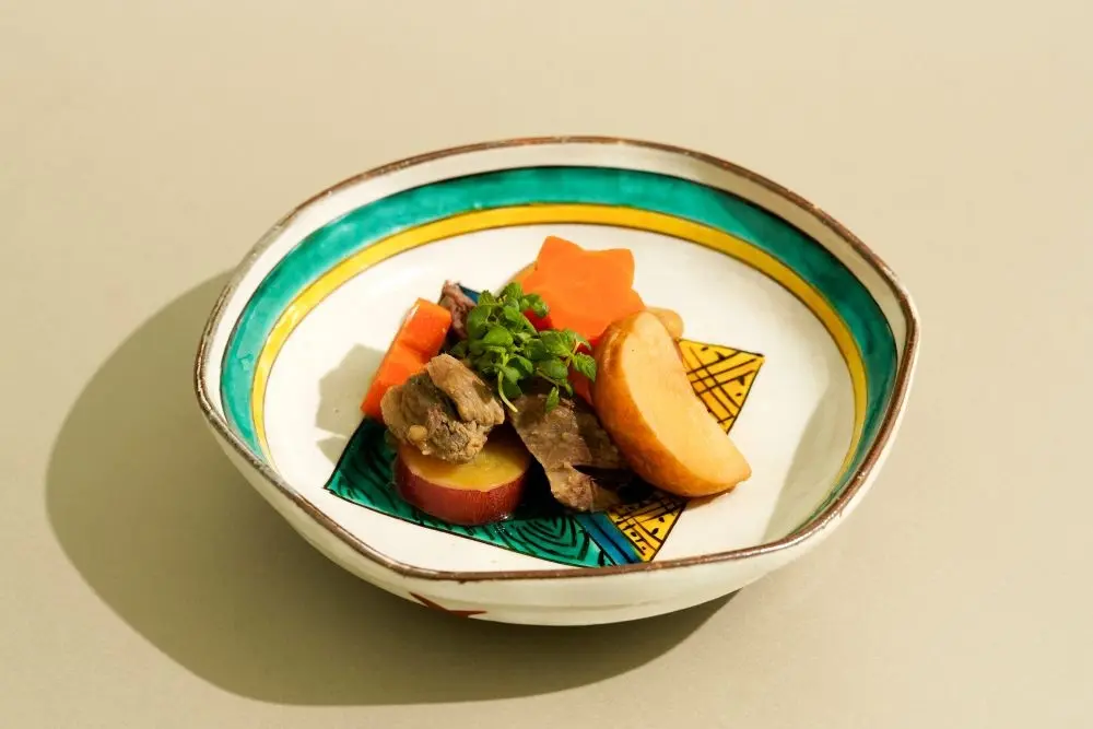 国産牛すじの肉じゃが