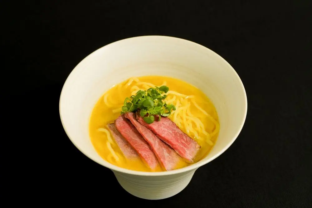 国産和牛ローストビーフ牛骨ハラルラーメン